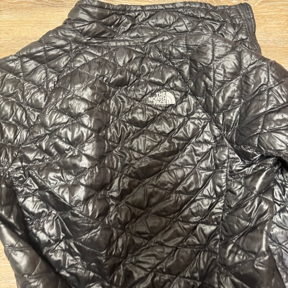 The North Face high shine bubble jacket - Picture 3 of 6
